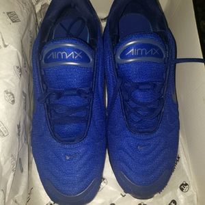 Men's 11 Nike Air Max 720 (Like NEW w/orig. box)